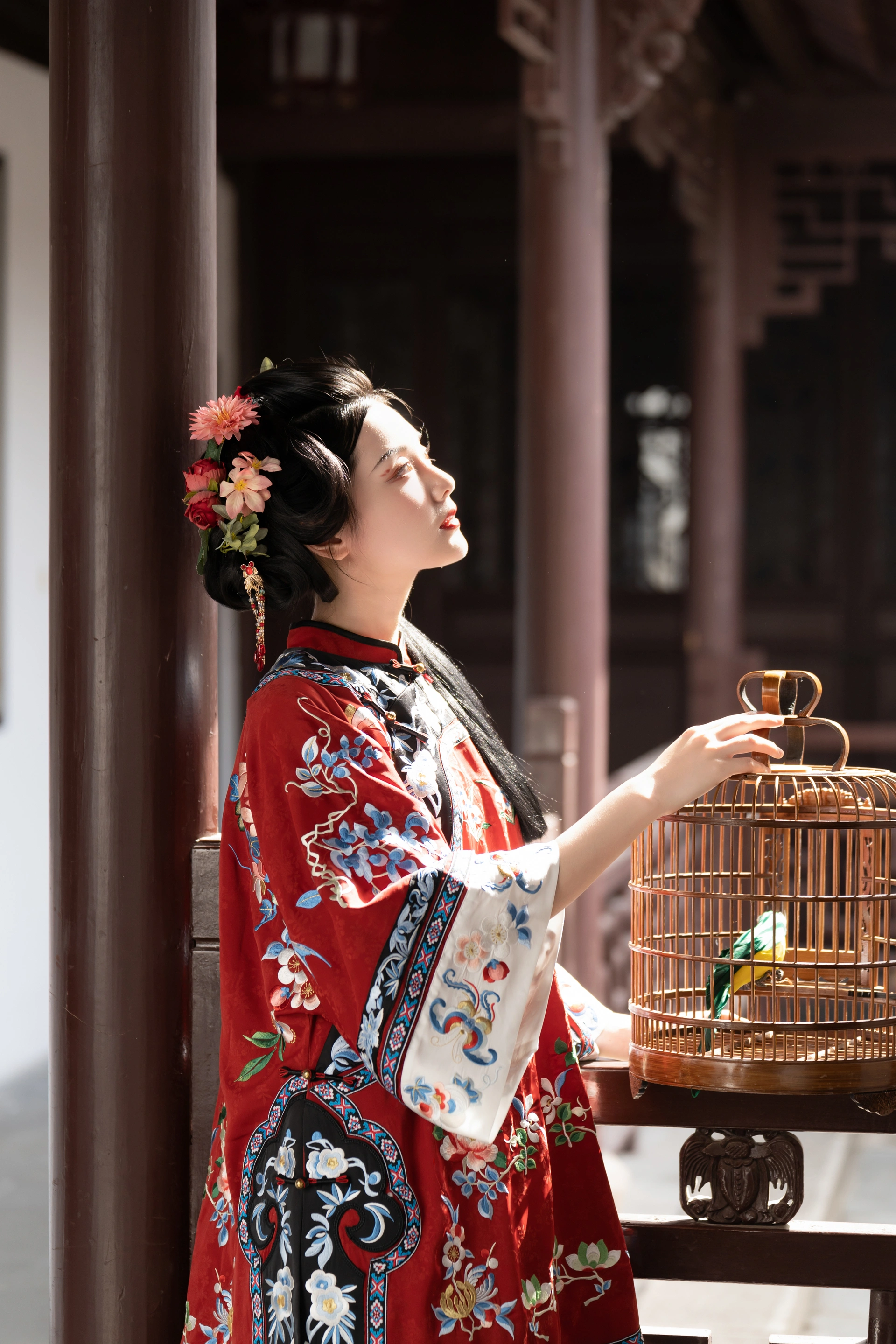 [YITUYU艺图语]2023.12.17 红衣下的她 高高 3