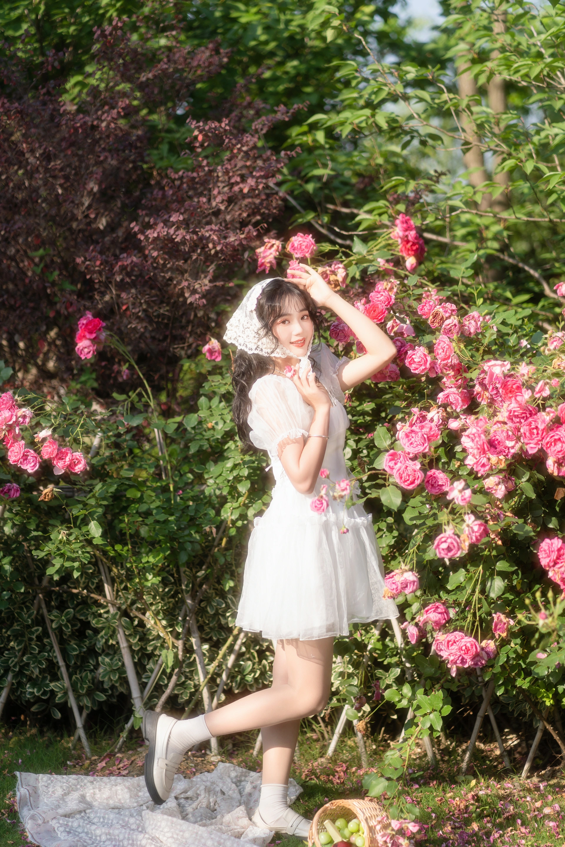 [YITUYU艺图语]2023.12.19 沉醉蔷薇花海 小欧O 3